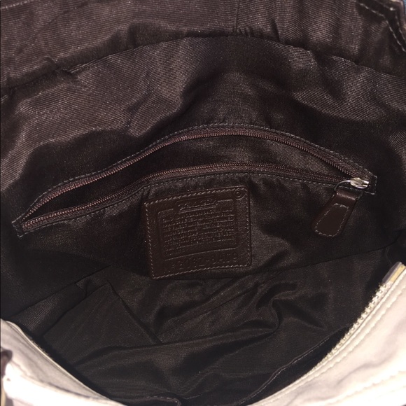 COACH Cream handbag - Picture 7 of 8